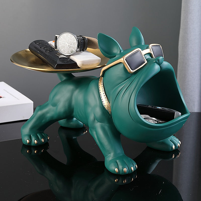 Ihr neuer Butler – 100 % perfekt emulierte Statue der französischen Bulldogge